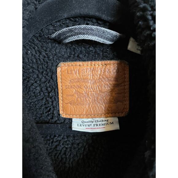 LEVI’S Trucker Sherpa lined denim jacket black acid wash longer length small - Picture 5 of 7